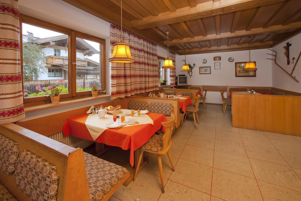 Bed And Breakfast Pension Foidl Oberndorf in Tirol Bagian luar foto