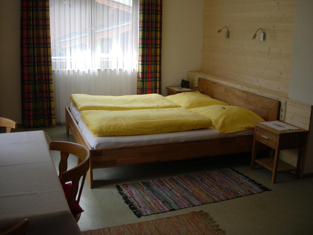 Bed And Breakfast Pension Foidl Oberndorf in Tirol Ruang foto